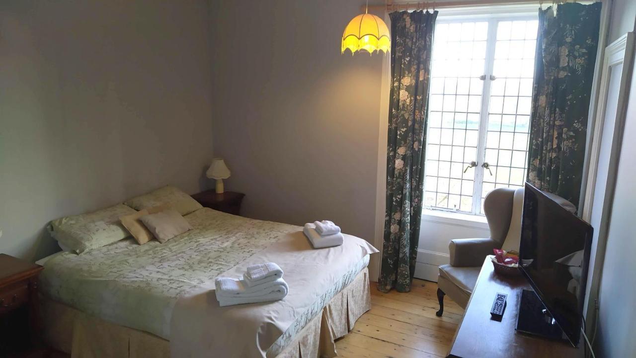 Cleeve House Bed and Breakfast Melksham Buitenkant foto